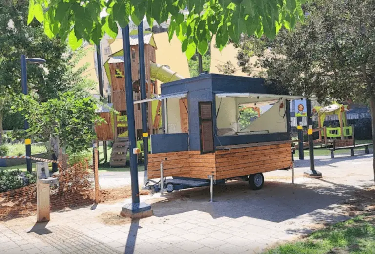 קפה גנה בגן הזכרון GANA