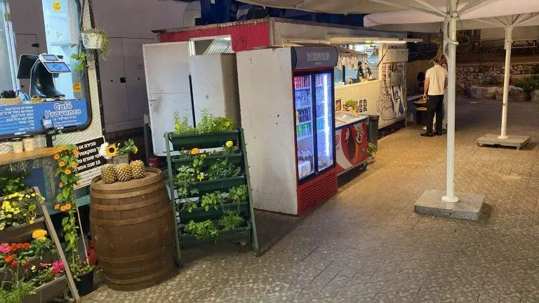 מתחם פודטראקים גליל ים הרצליה