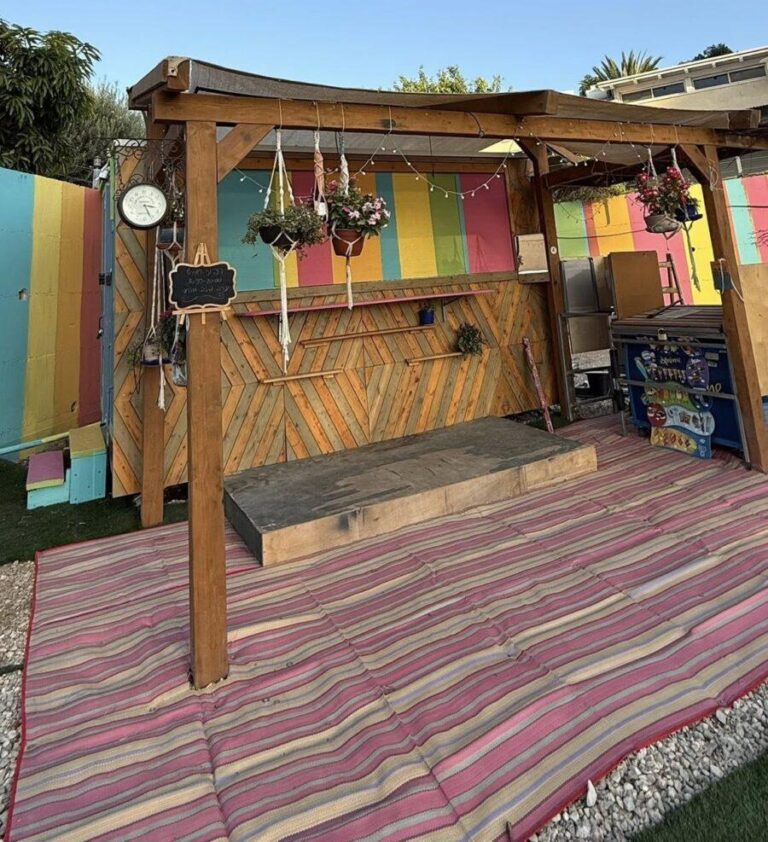 שאקה עגלת קפה על הכנרת