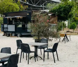 אינגלה במושב נחלים